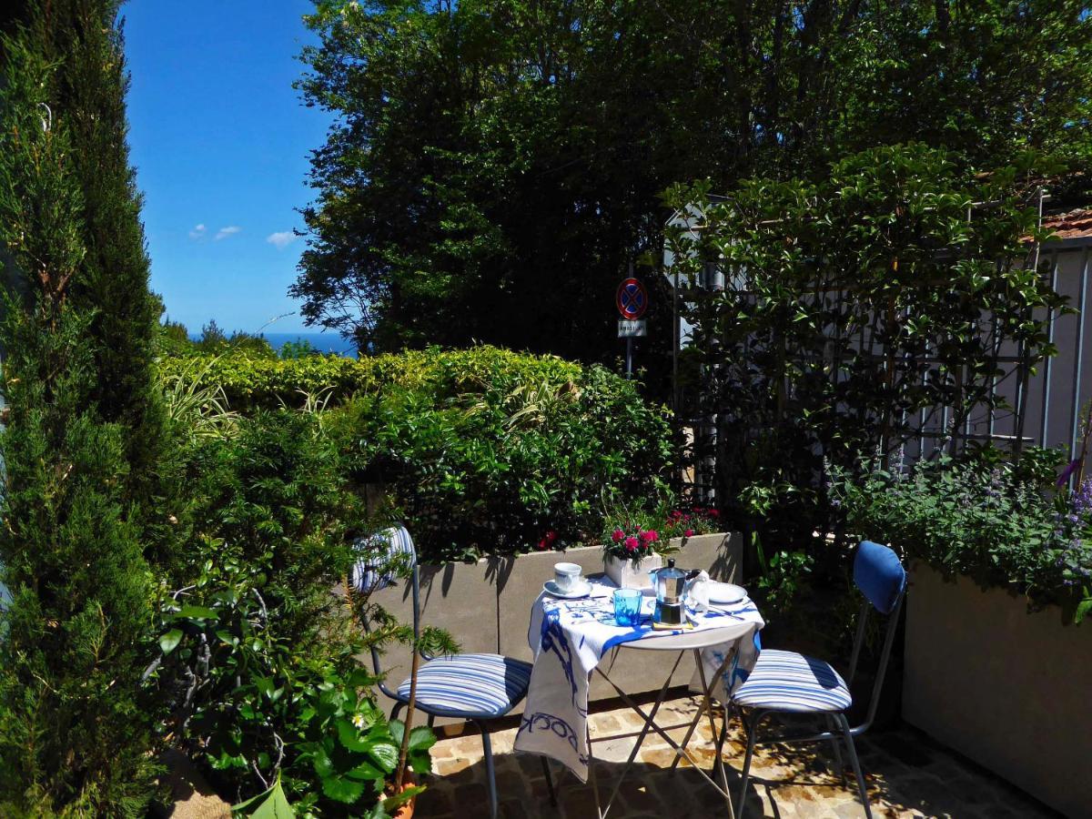 Fiorenzuola Bed & Breakfast Fiorenzuola di Focara Bagian luar foto