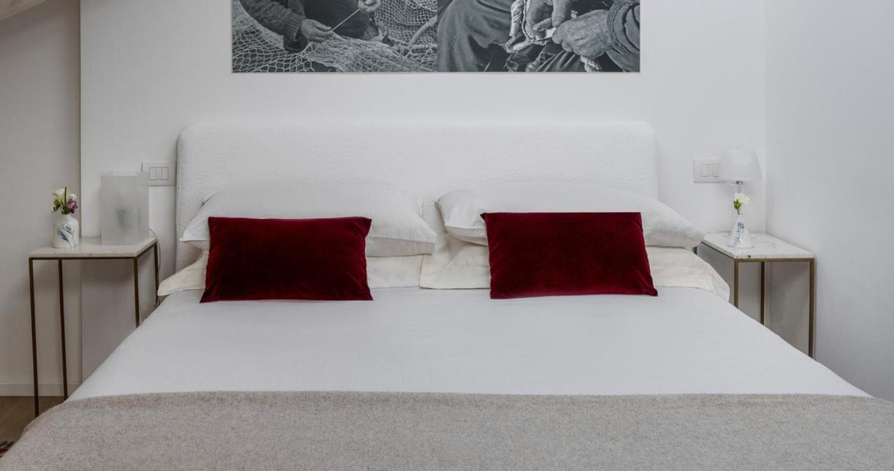Fiorenzuola Bed & Breakfast Fiorenzuola di Focara Bagian luar foto